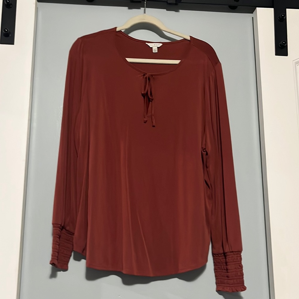 Lucky Brand top